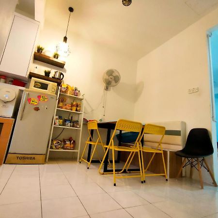 Nikqi'S Homestay 테메로 외부 사진
